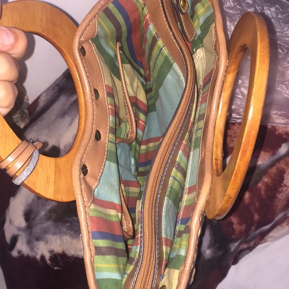 Great condition fossil handbag open to offers - Picture 6 of 6